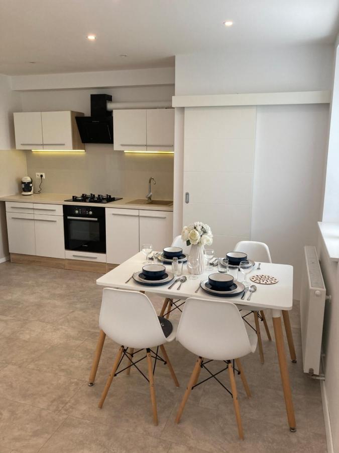 Apartman Duna Πιεστάνυ Εξωτερικό φωτογραφία