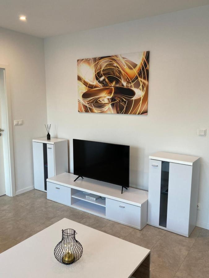 Apartman Duna Πιεστάνυ Εξωτερικό φωτογραφία